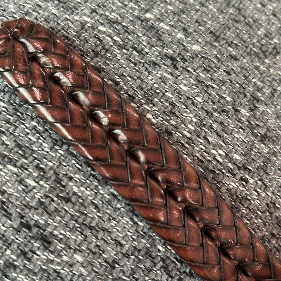 Brighton Braided Leather Belt with Silver tone Buckle and medallions M/L 32 - Picture 9 of 9